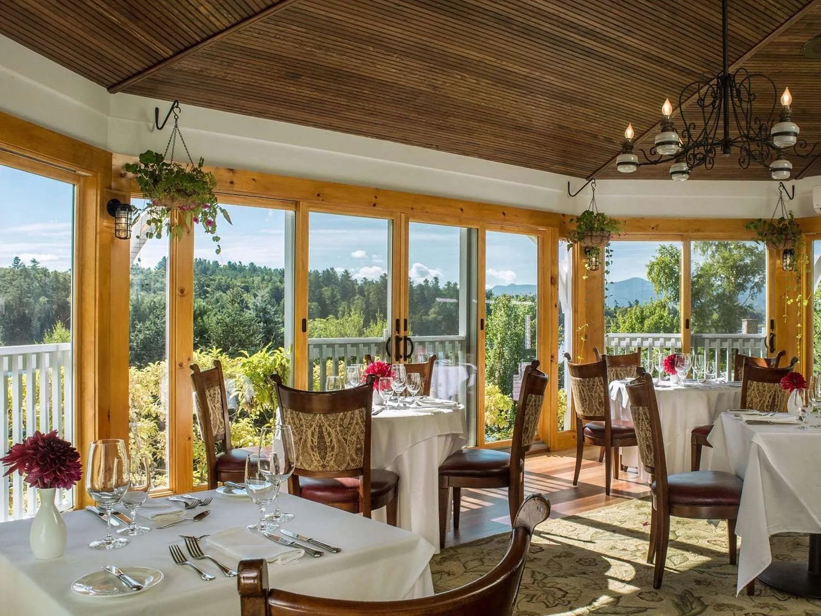 Mirror Lake Inn, at the table