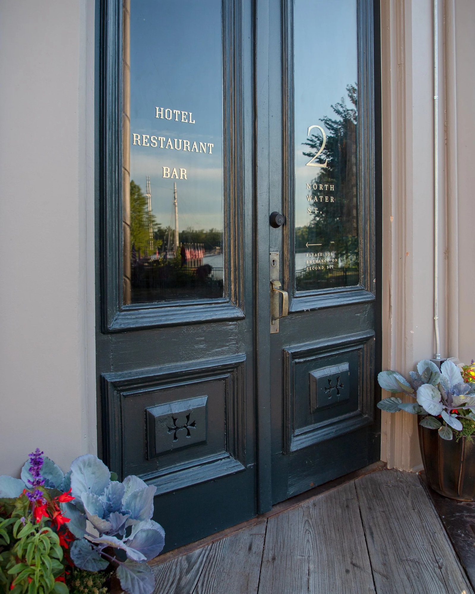 Stewart House Hotel & 1883 Tavern — backstory