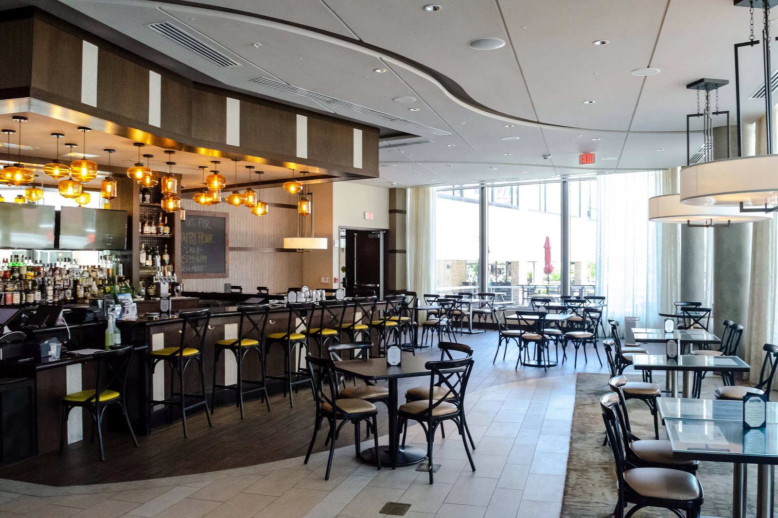Ithaca Marriott Downtown on the Commons — eat & drink