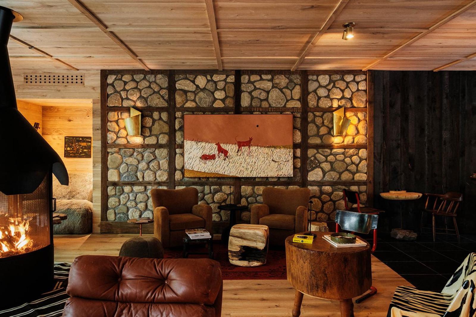 New Paltz Way Hotel — eat & drink
