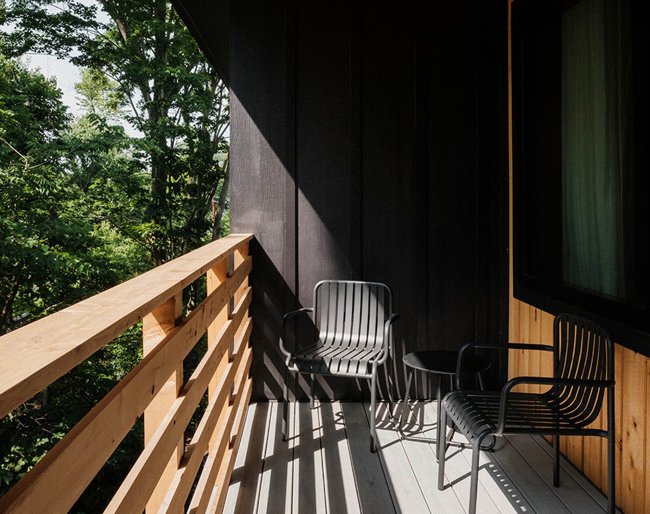 New Paltz Way Hotel — vibe