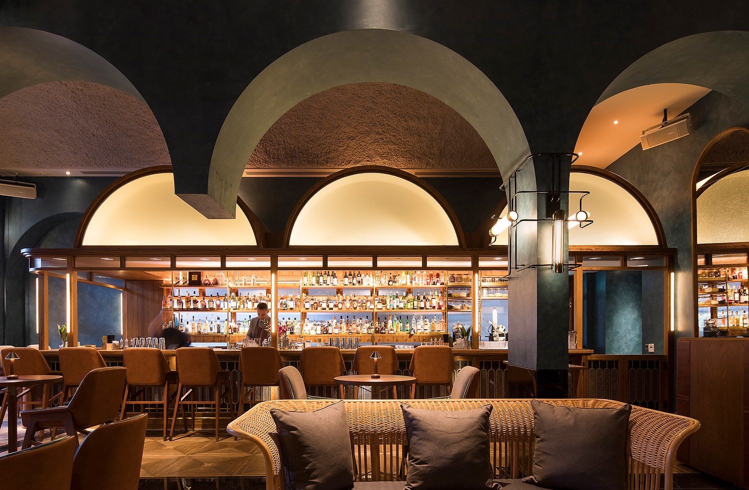 Shangri-La Singapore, origin bar
