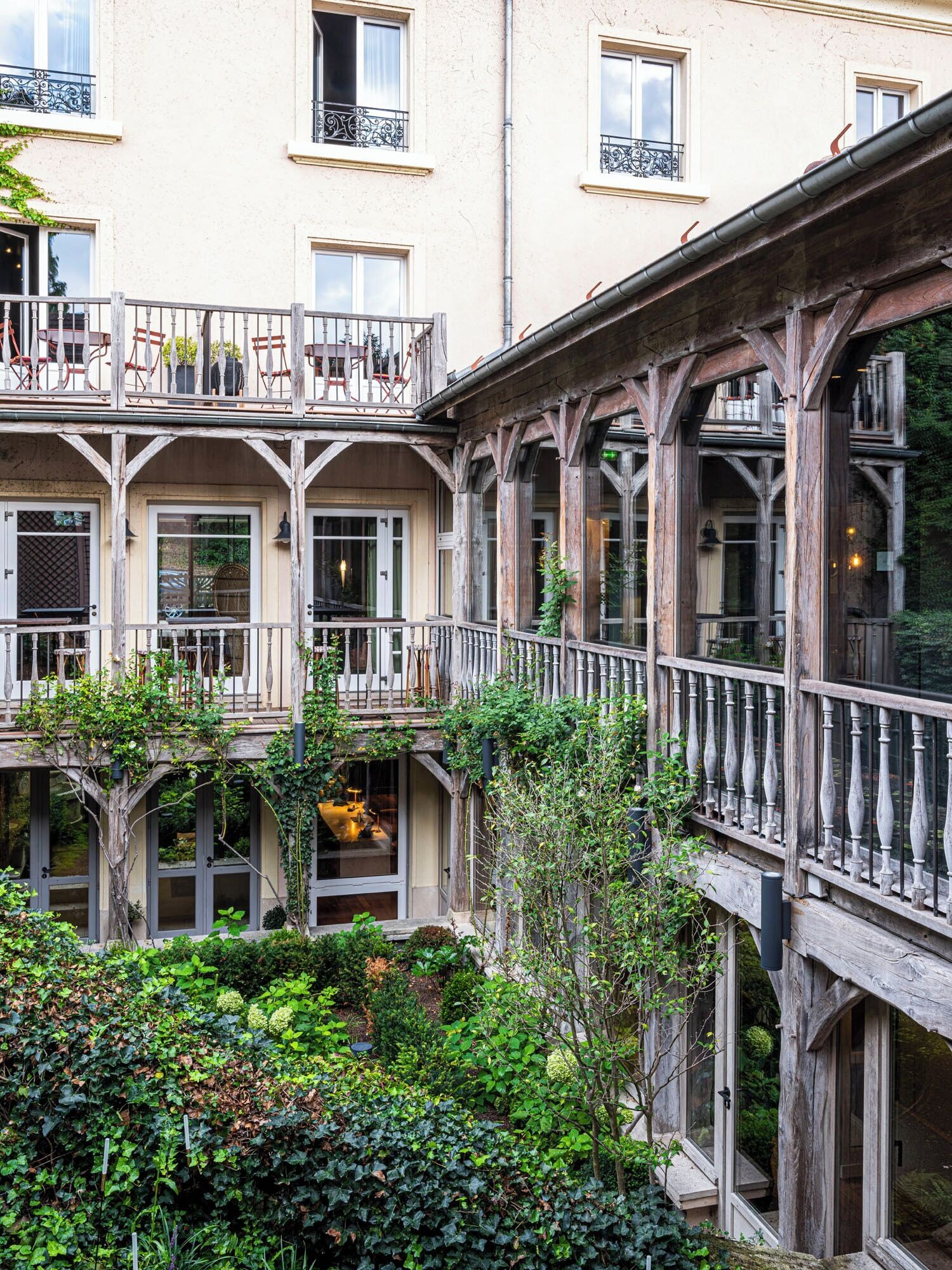 Les Etangs de Corot Hôtel, Restaurants & Spa - Relais & Châteaux, how it began