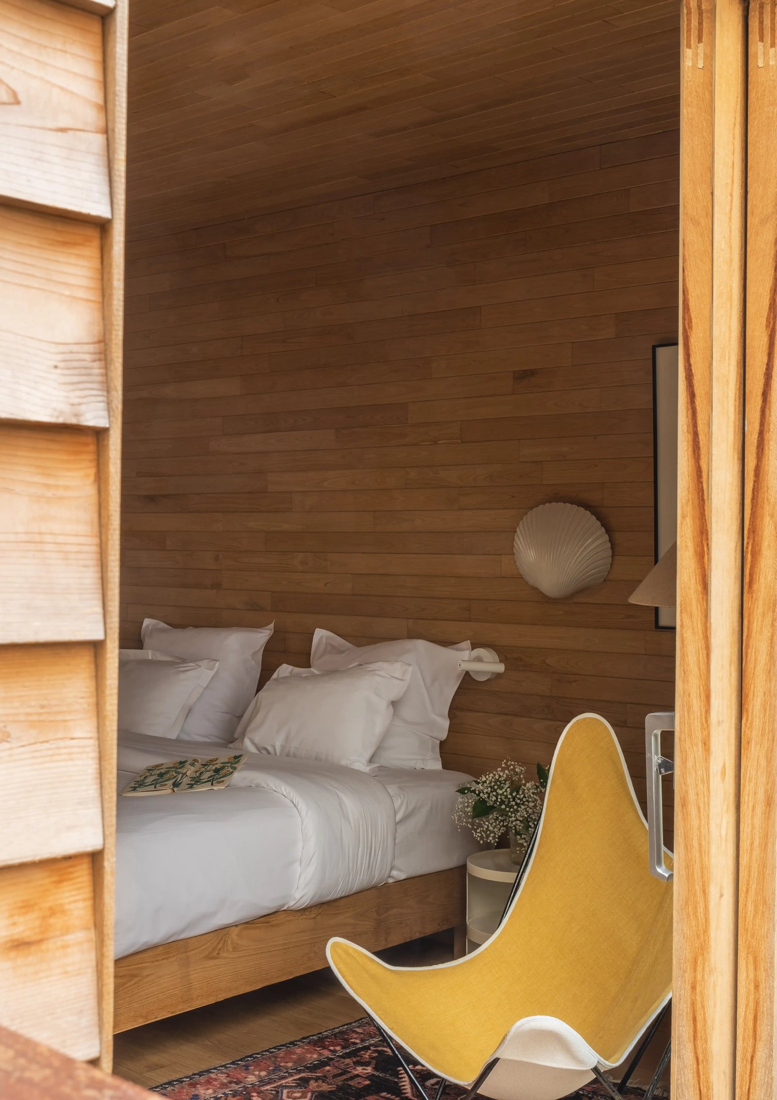 Hôtel Cabane — rooms