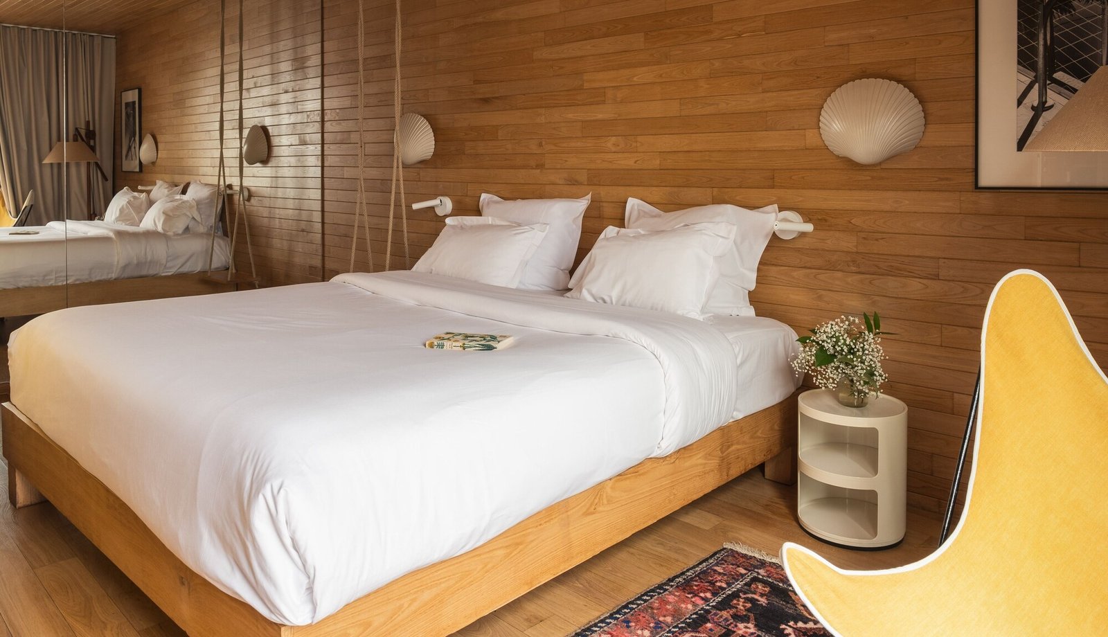 Hôtel Cabane — rooms
