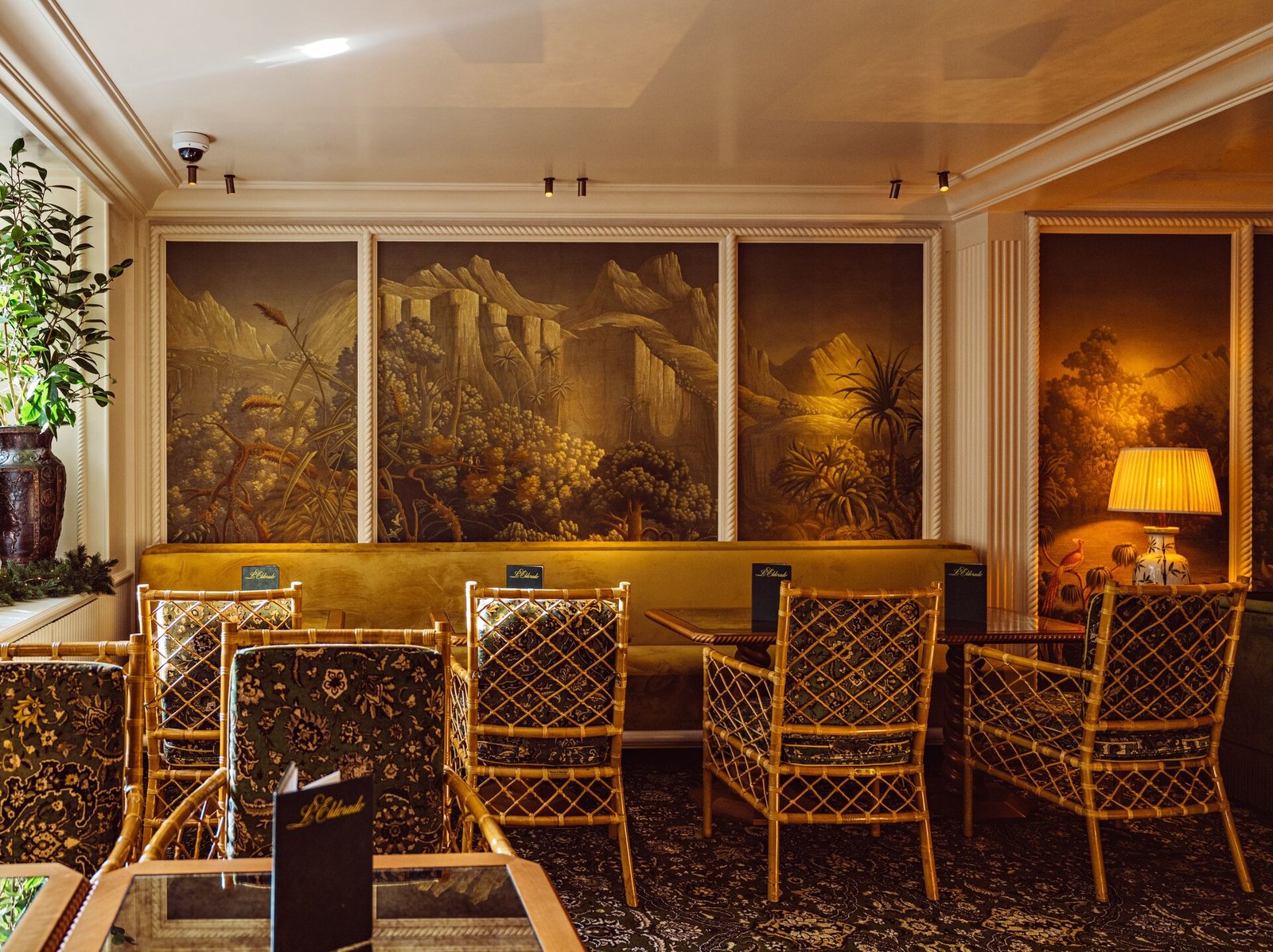 Hotel Eldorado Paris — eat & drink