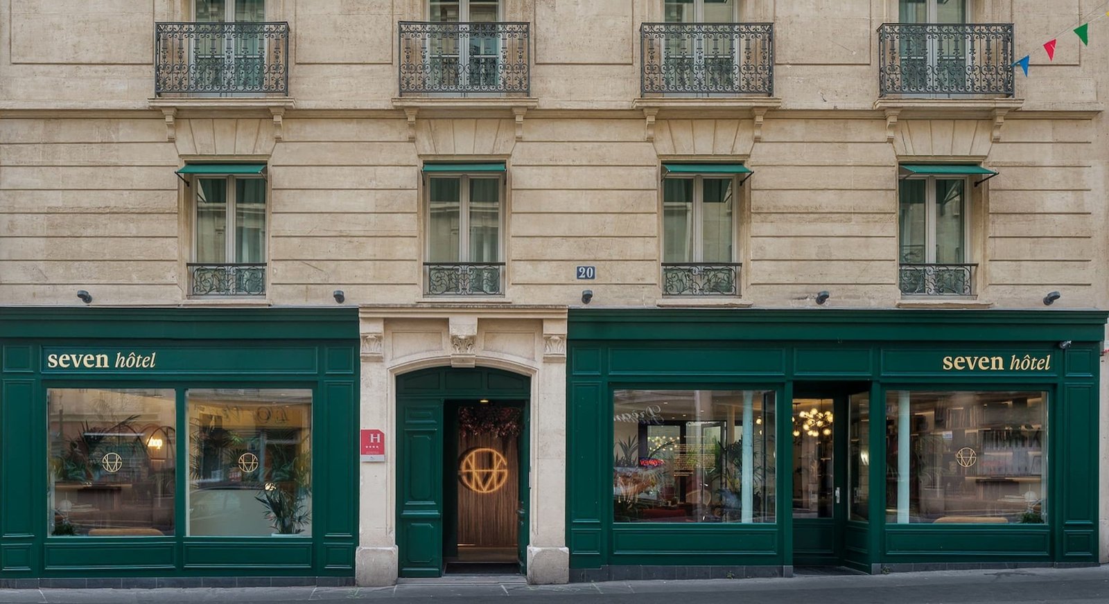 Seven Hotel Paris