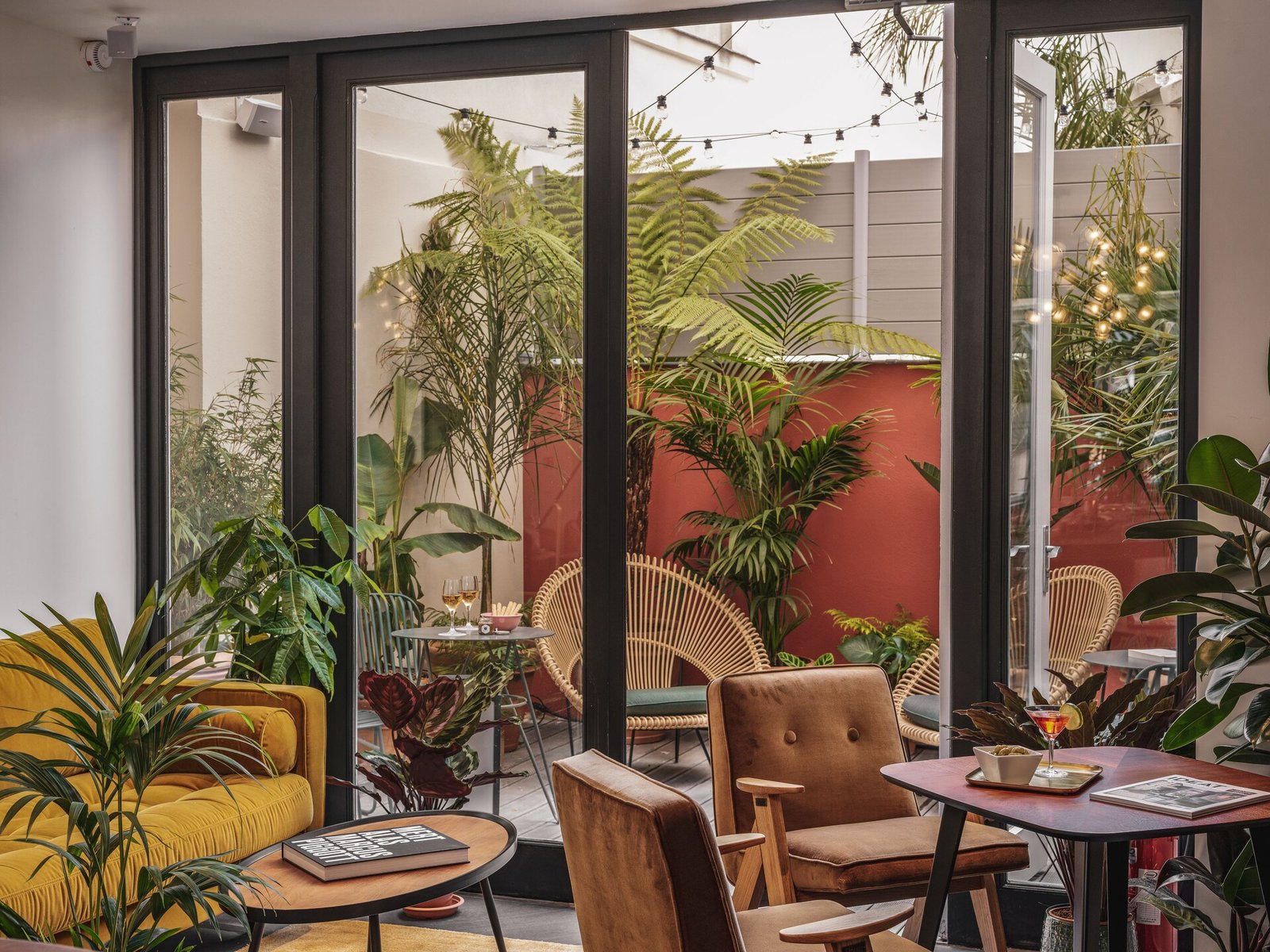 Seven Hotel Paris — eat & drink