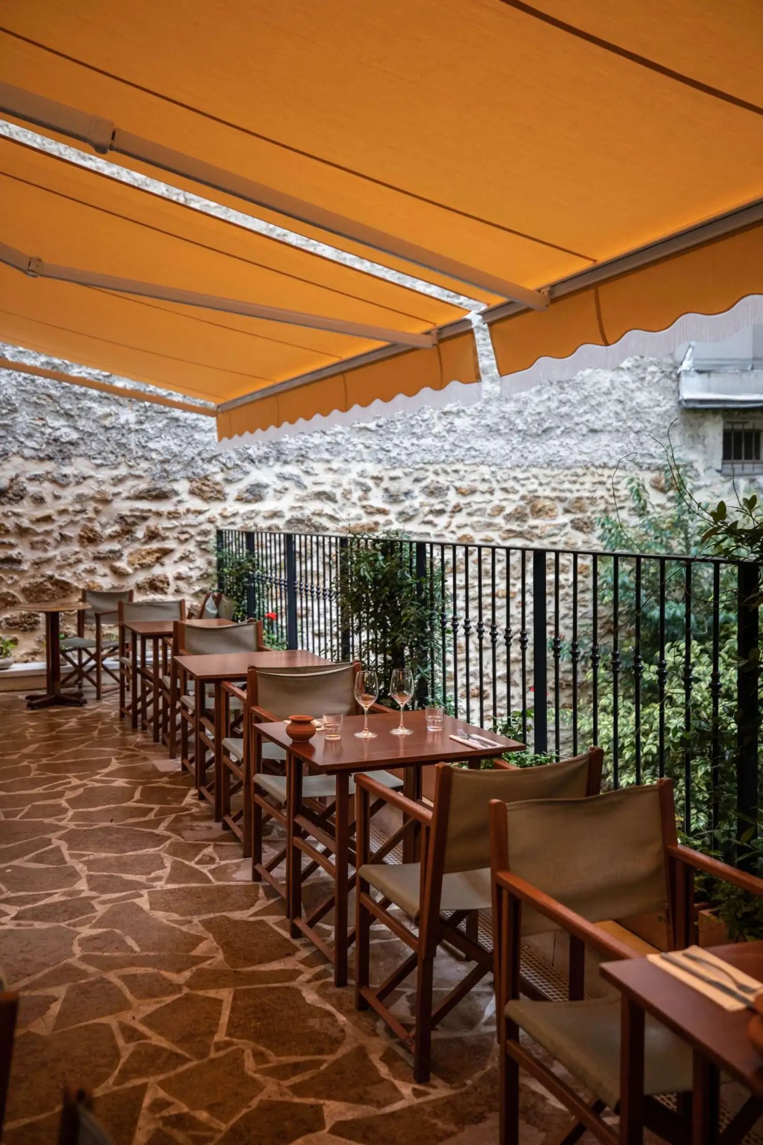 Hôtel Monsieur Aristide, café aristide