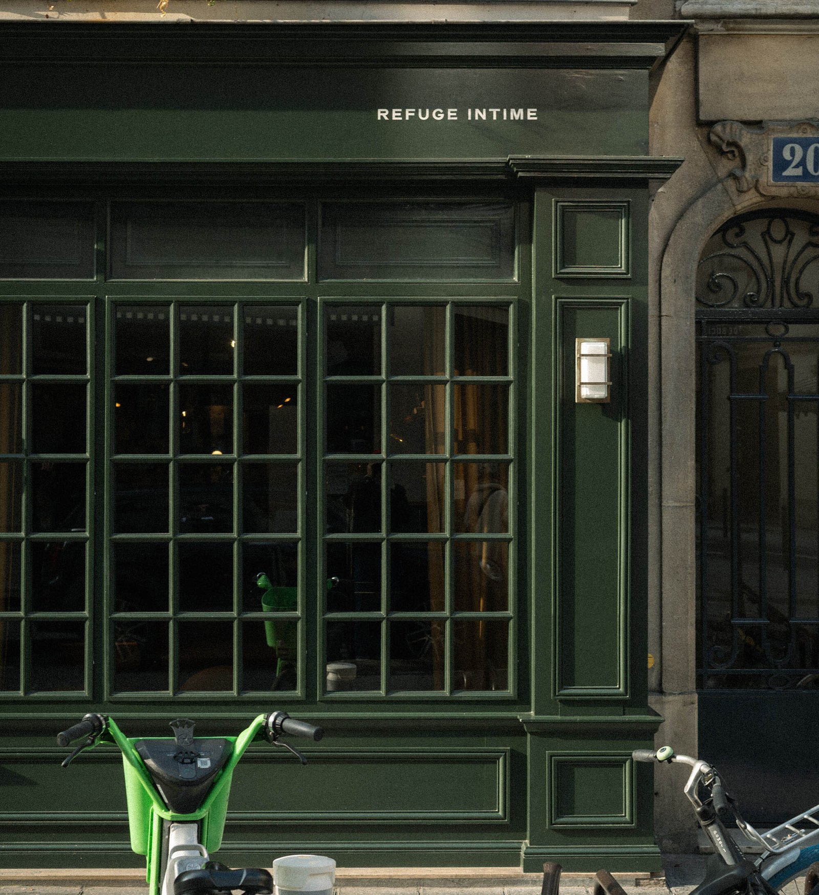 Buci Hotel — backstory