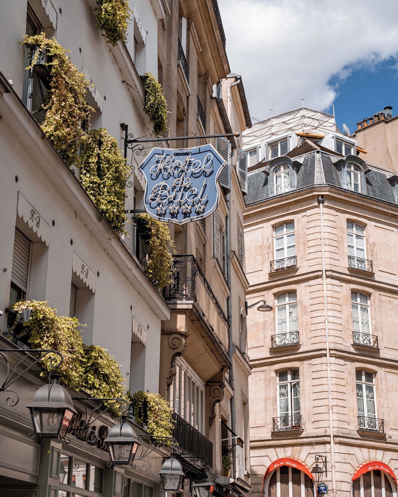 Buci Hotel — backstory