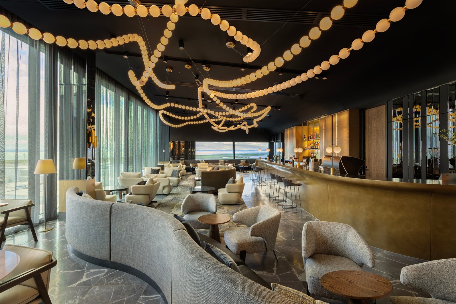 Pullman Auckland — eat & drink