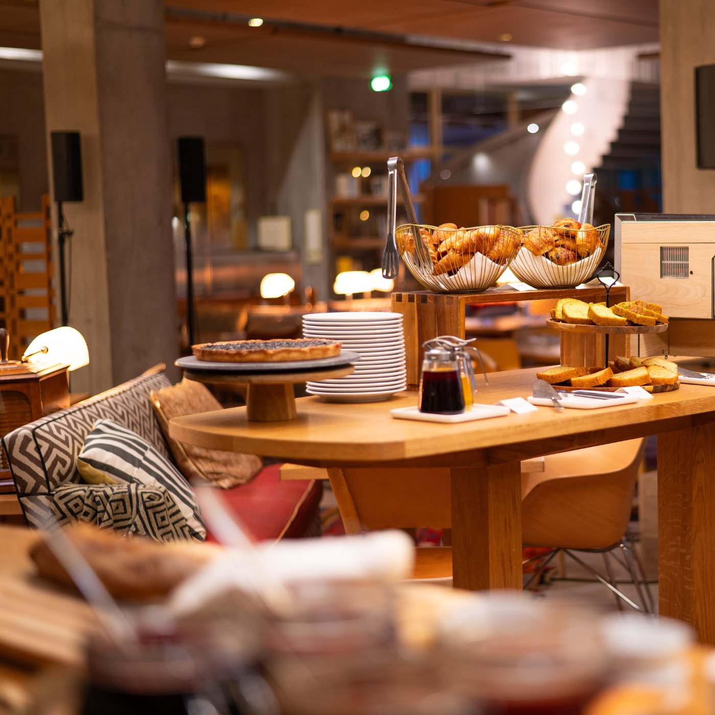 Villa M — eat & drink