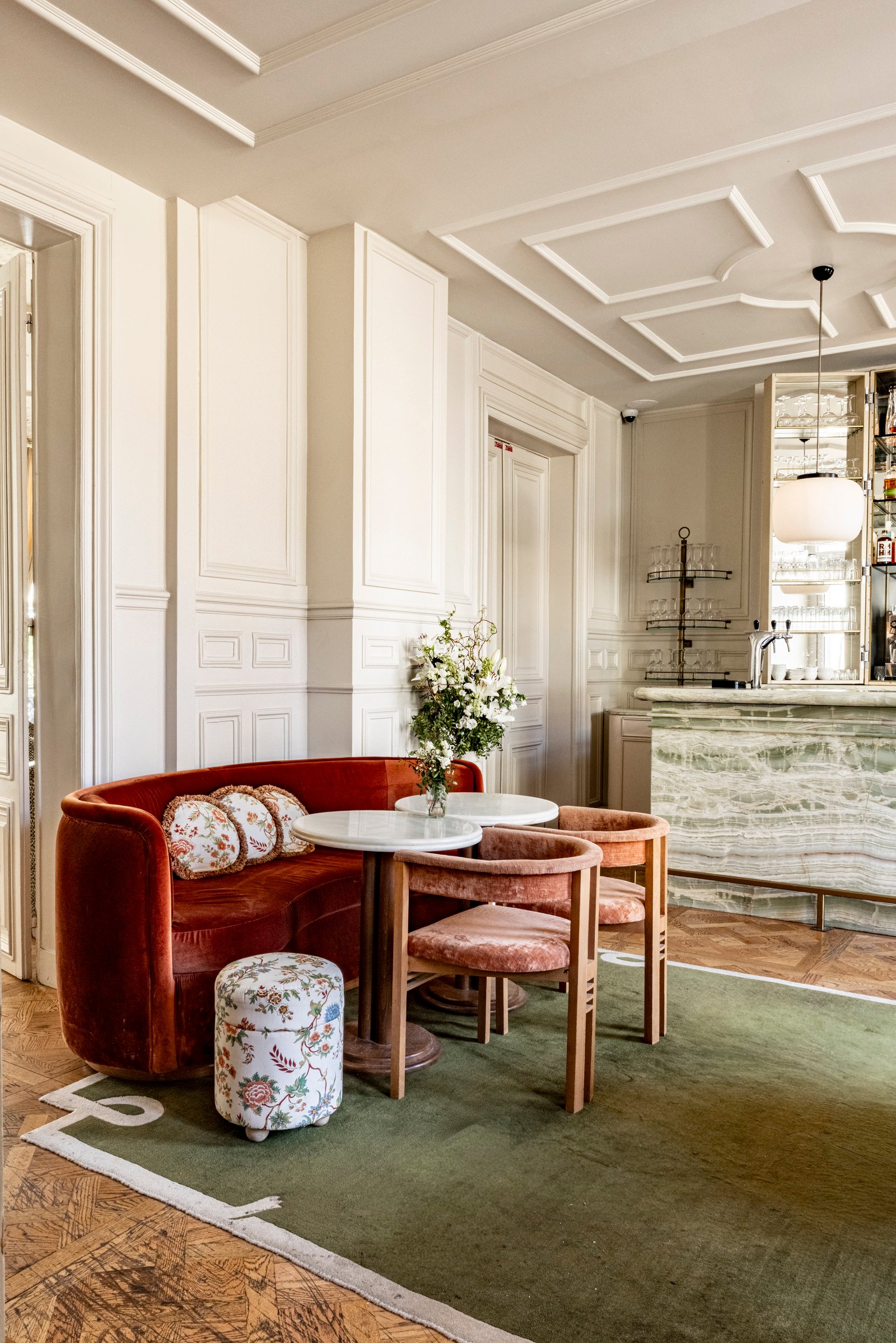Le 5 Particulier — eat & drink