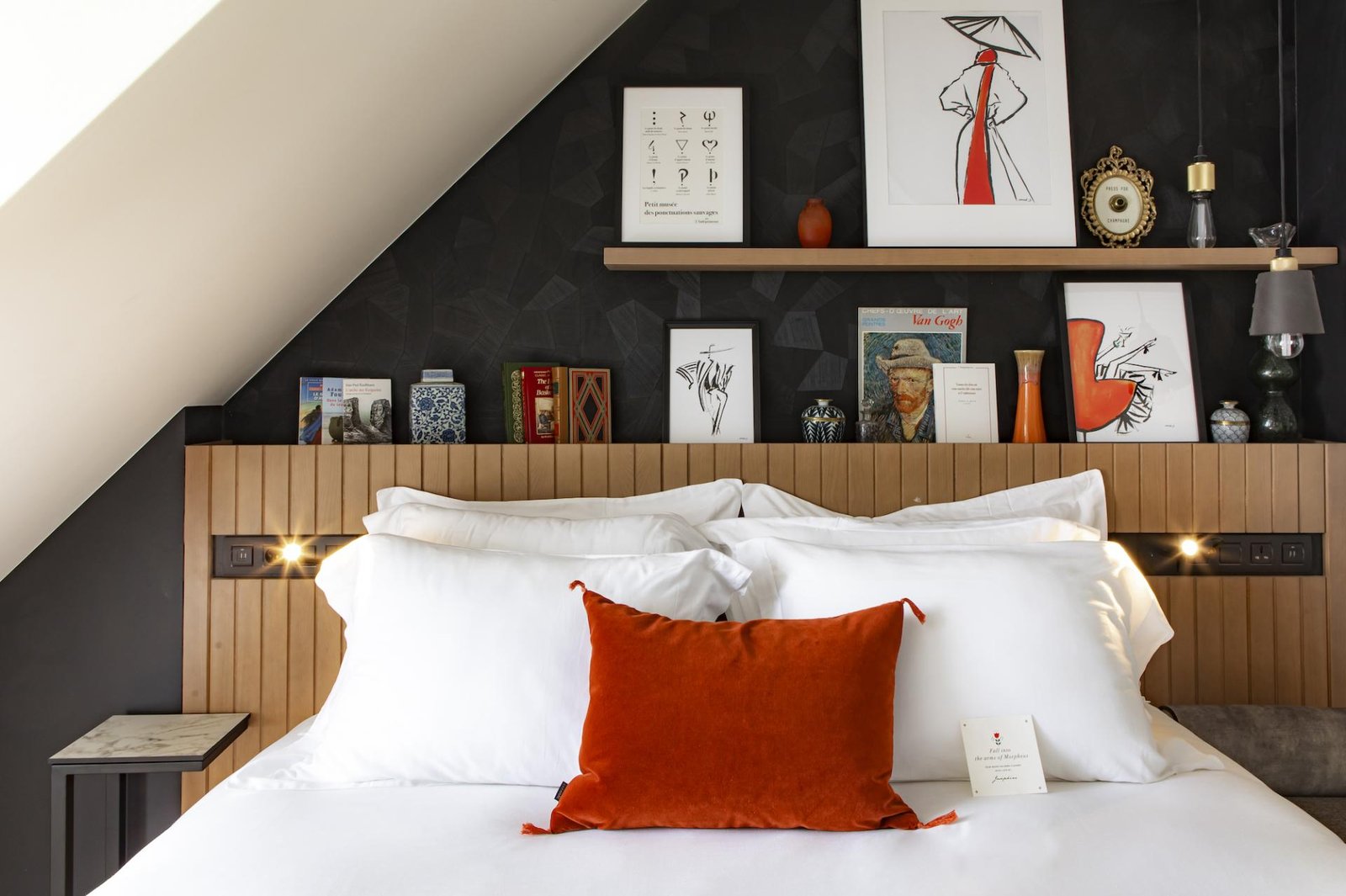 Hôtel Maison Mère — rooms