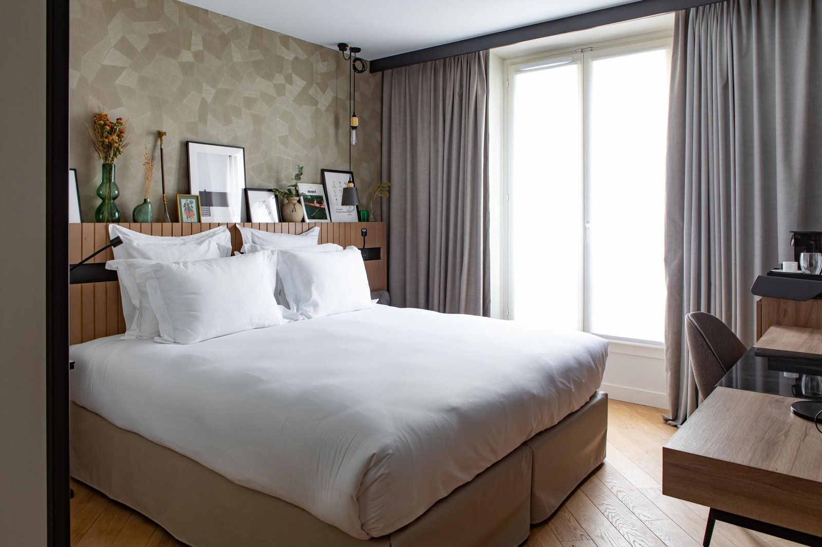 Hôtel Maison Mère — rooms