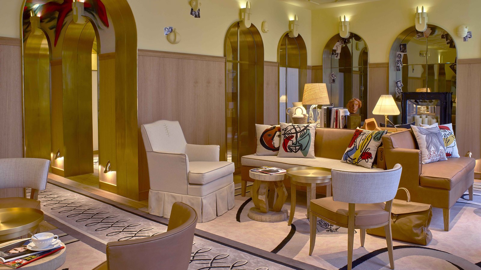 Hotel 9Confidentiel — eat & drink