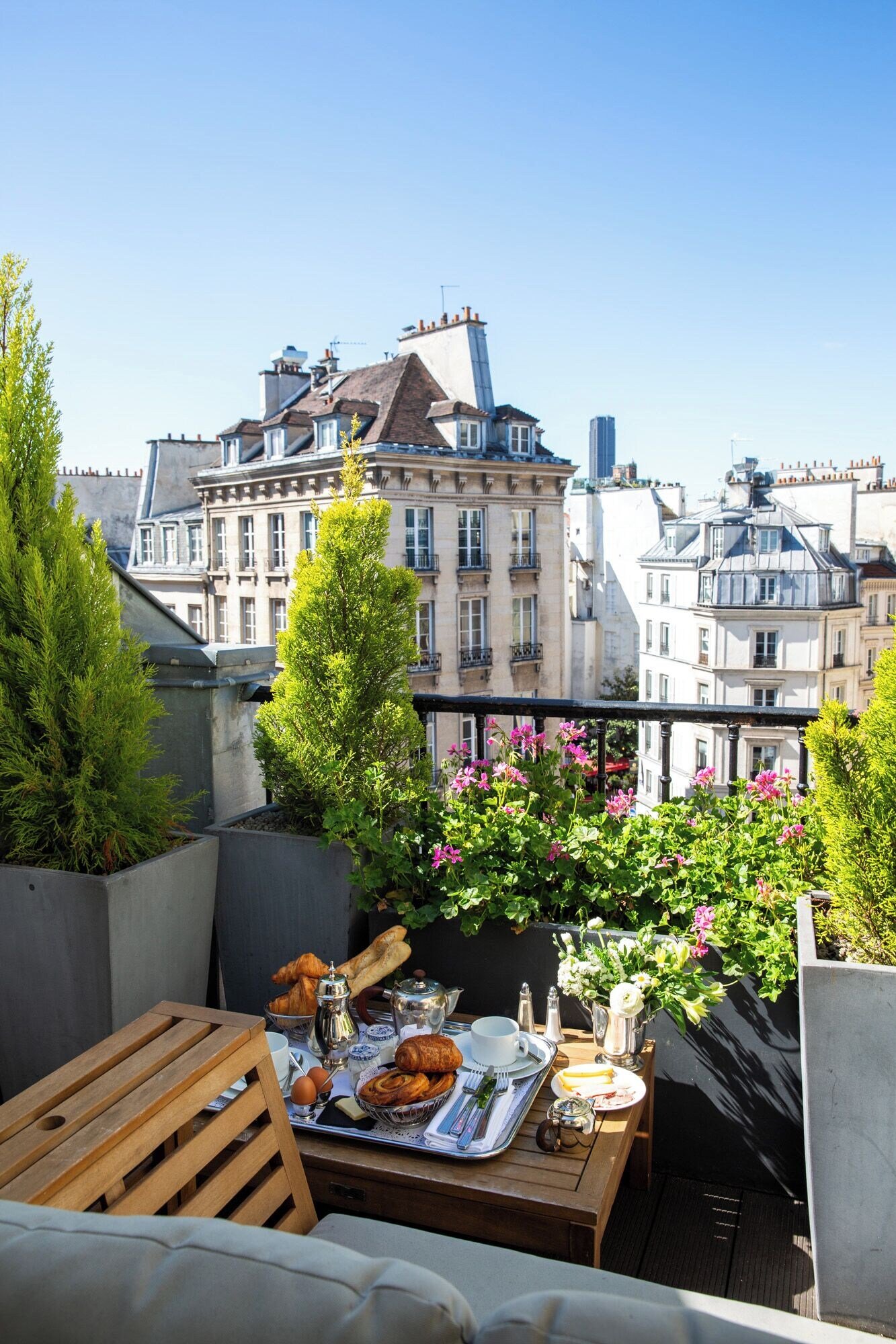 Le Relais Saint Germain — vibe