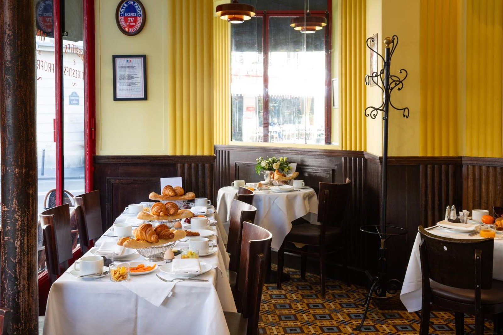 Le Relais Saint Germain — eat & drink