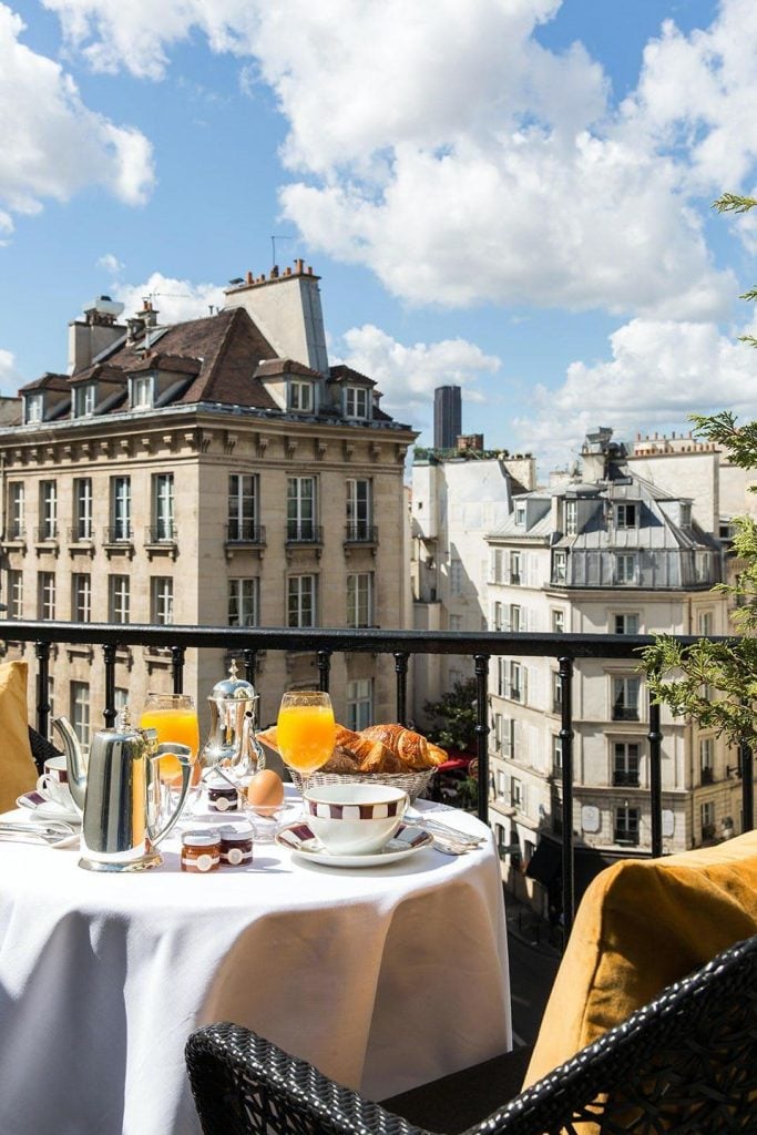 Le Relais Saint Germain — vibe