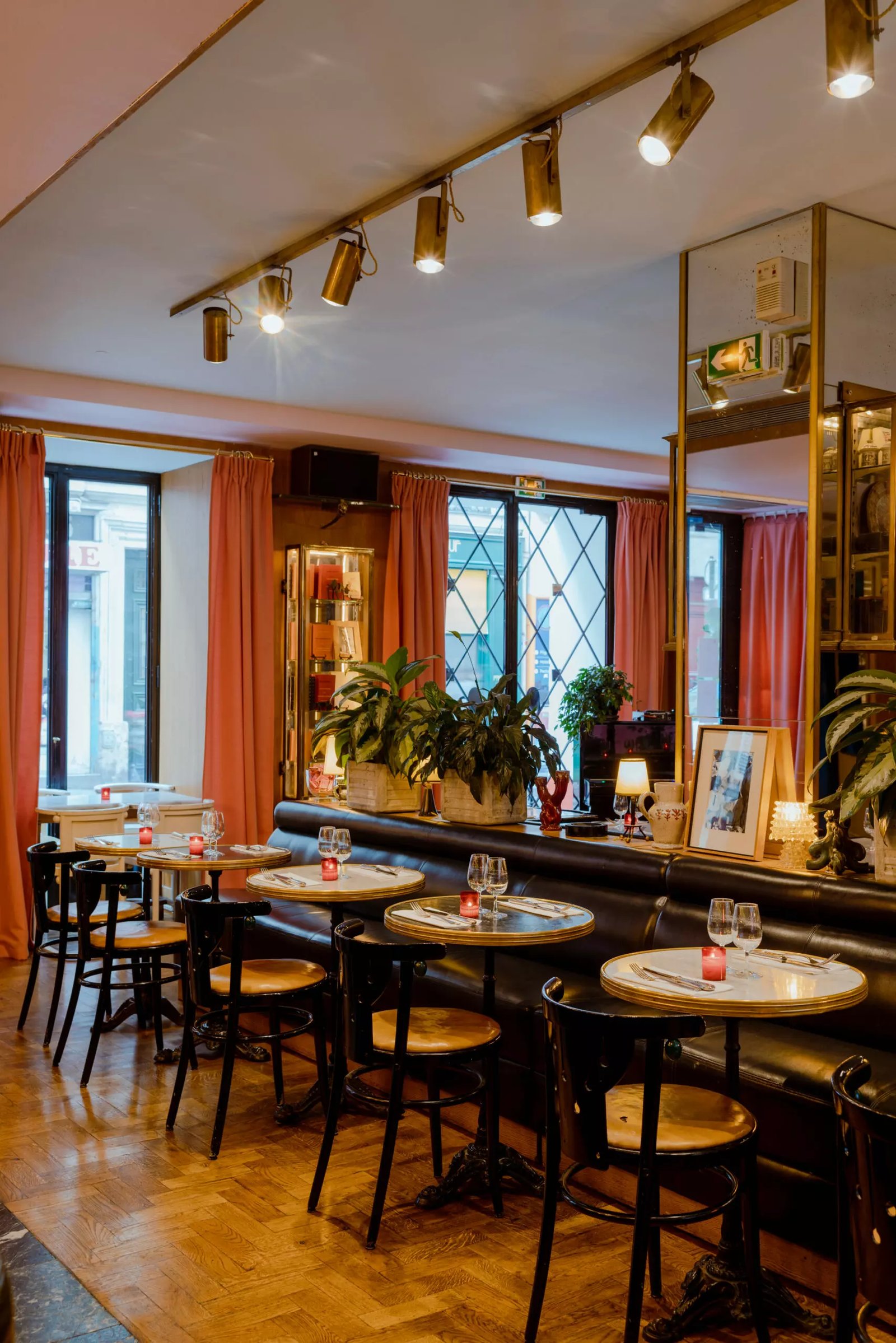 Hôtel Grand Amour — eat & drink