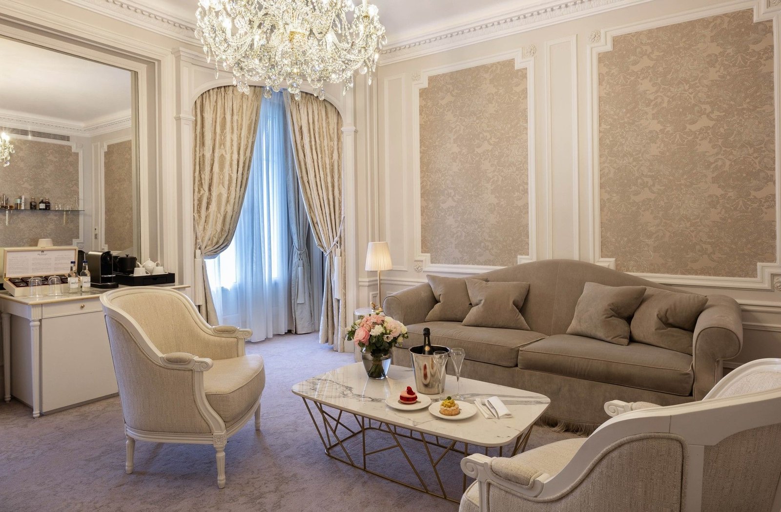 Hôtel Westminster — rooms
