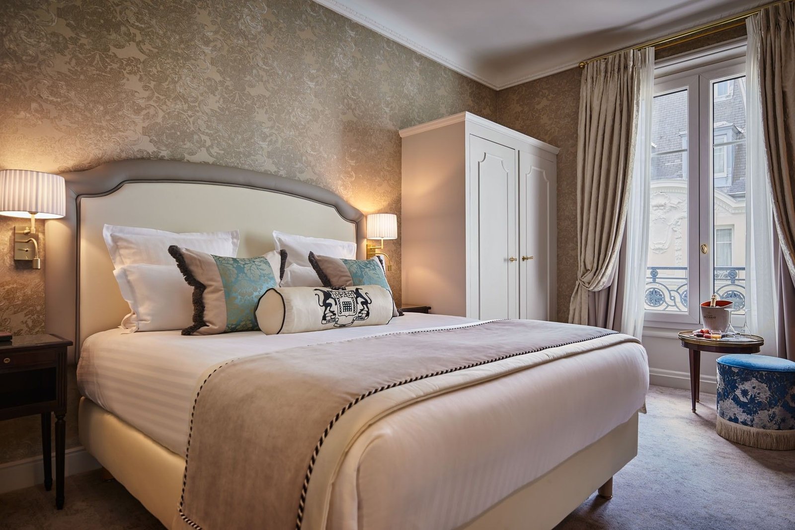 Hôtel Westminster — rooms