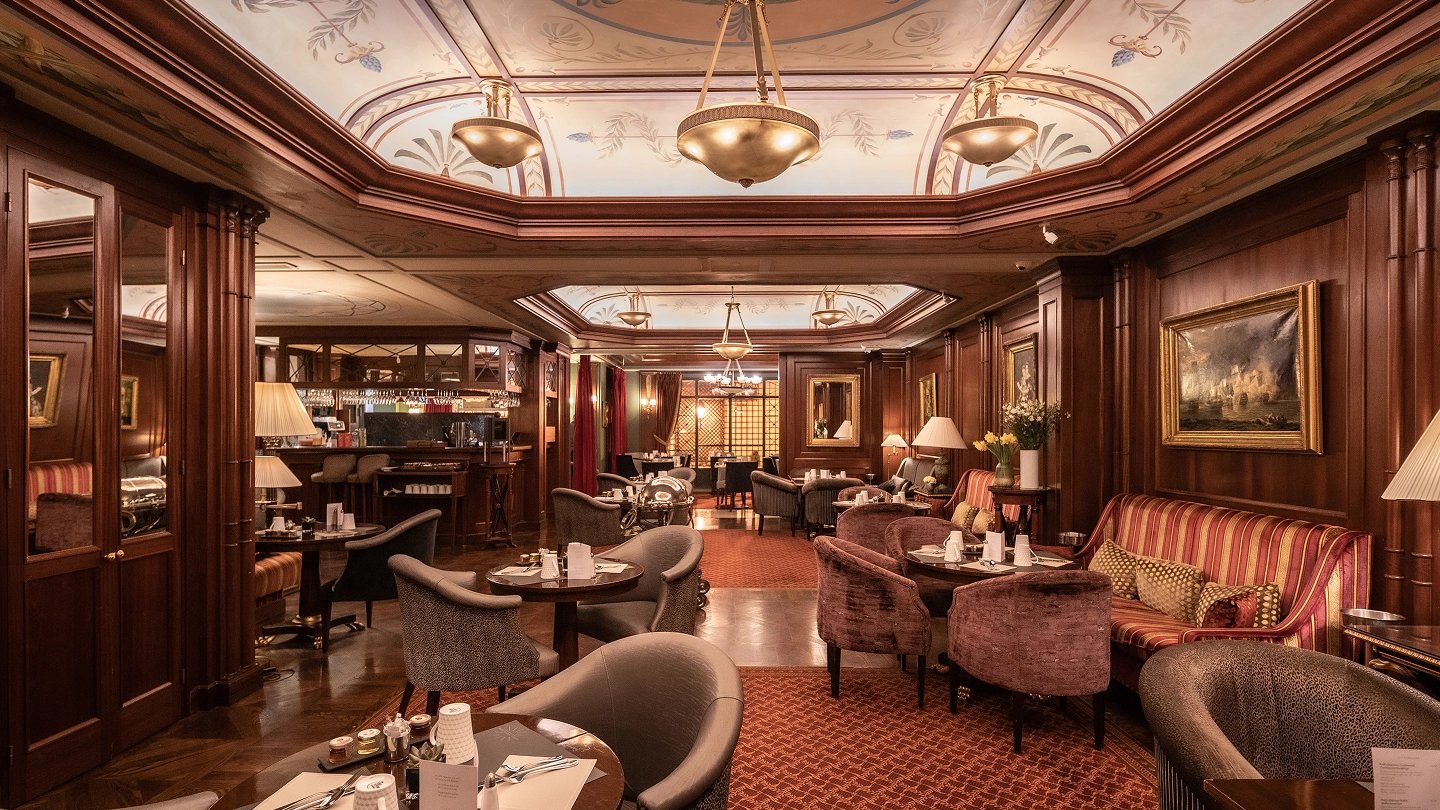 Hotel Napoleon — eat & drink