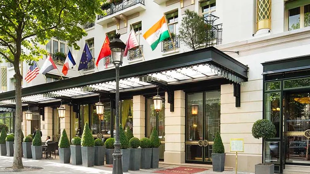 Hotel Napoleon — backstory