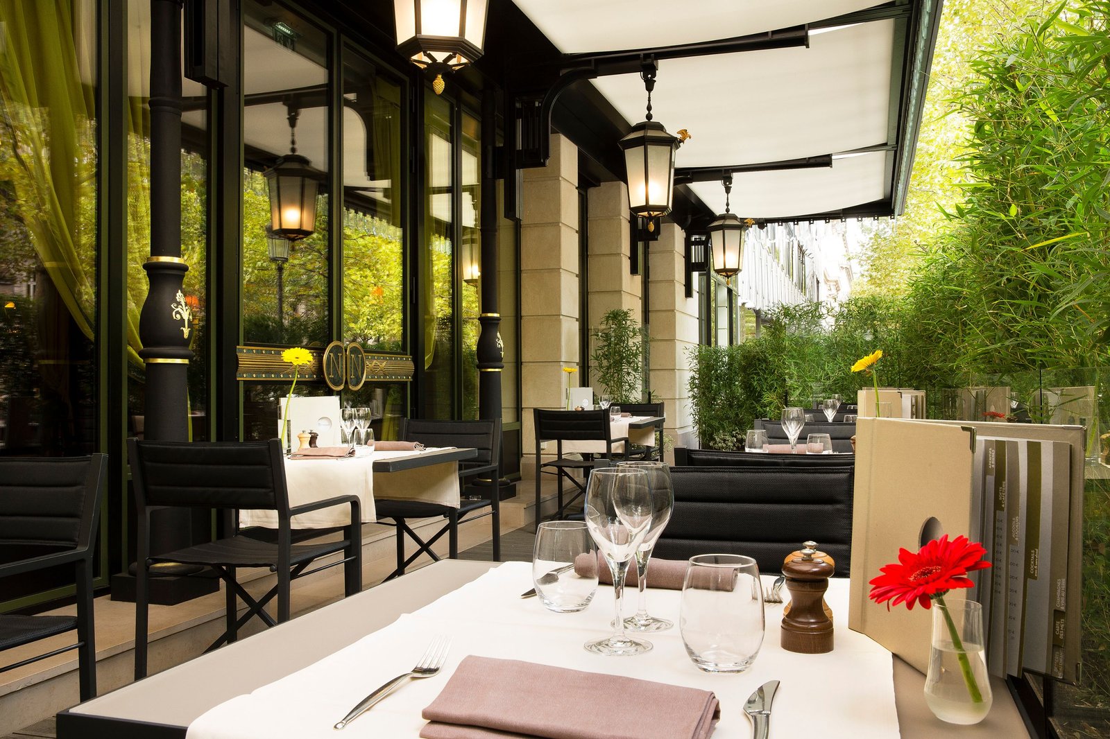 Hotel Napoleon — eat & drink