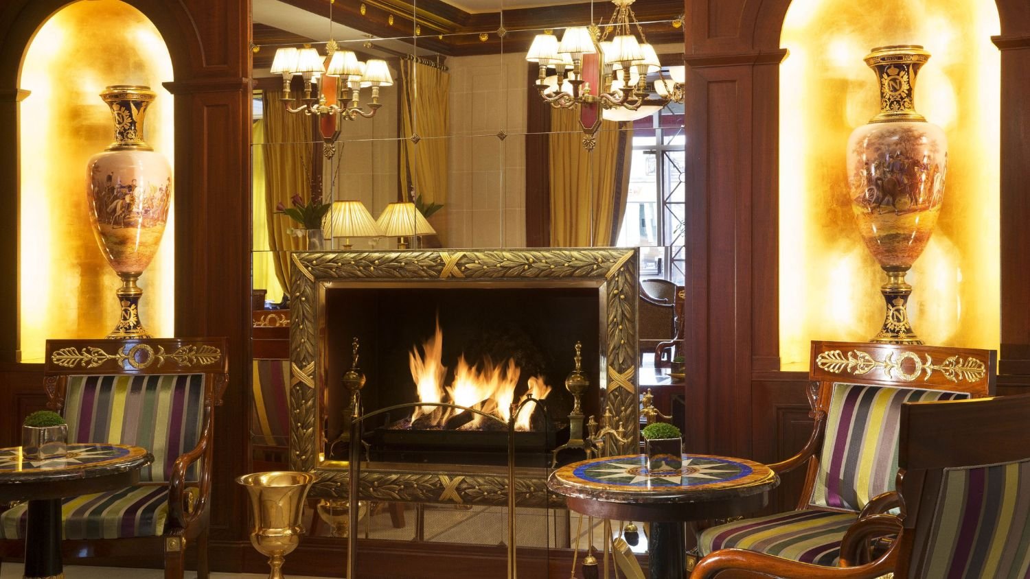 Hotel Napoleon — eat & drink