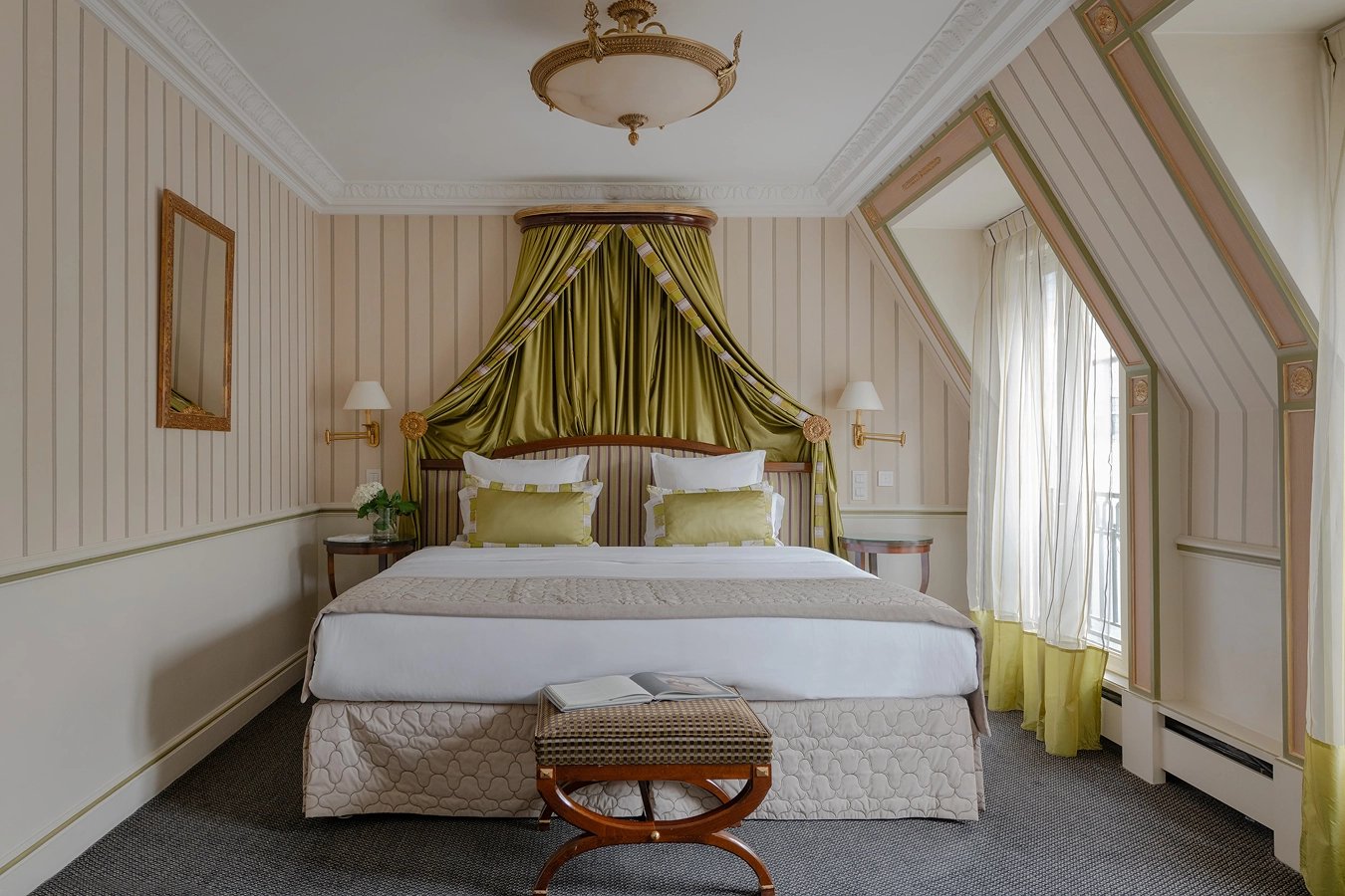 Hotel Napoleon — rooms