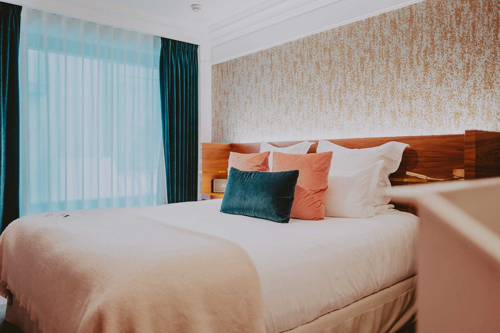 Hôtel Parister — rooms