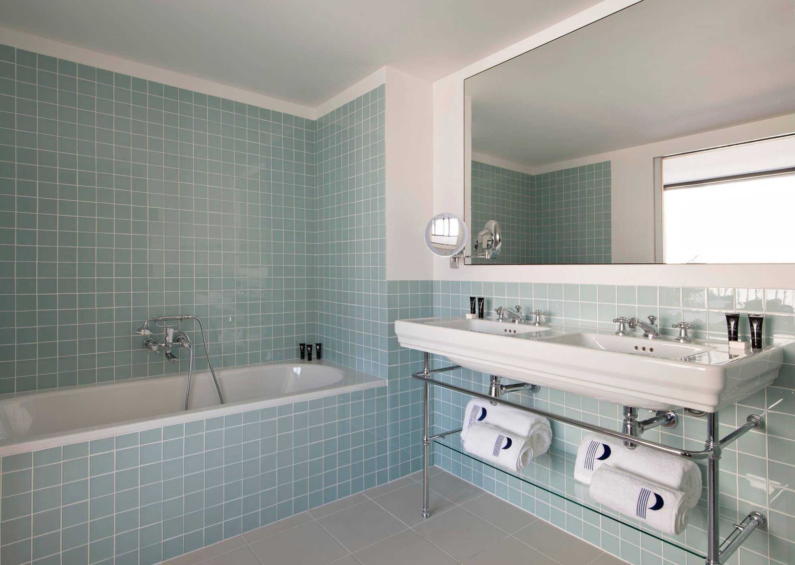 Hôtel Parister — rooms