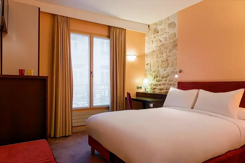 Hôtel Le Six — rooms