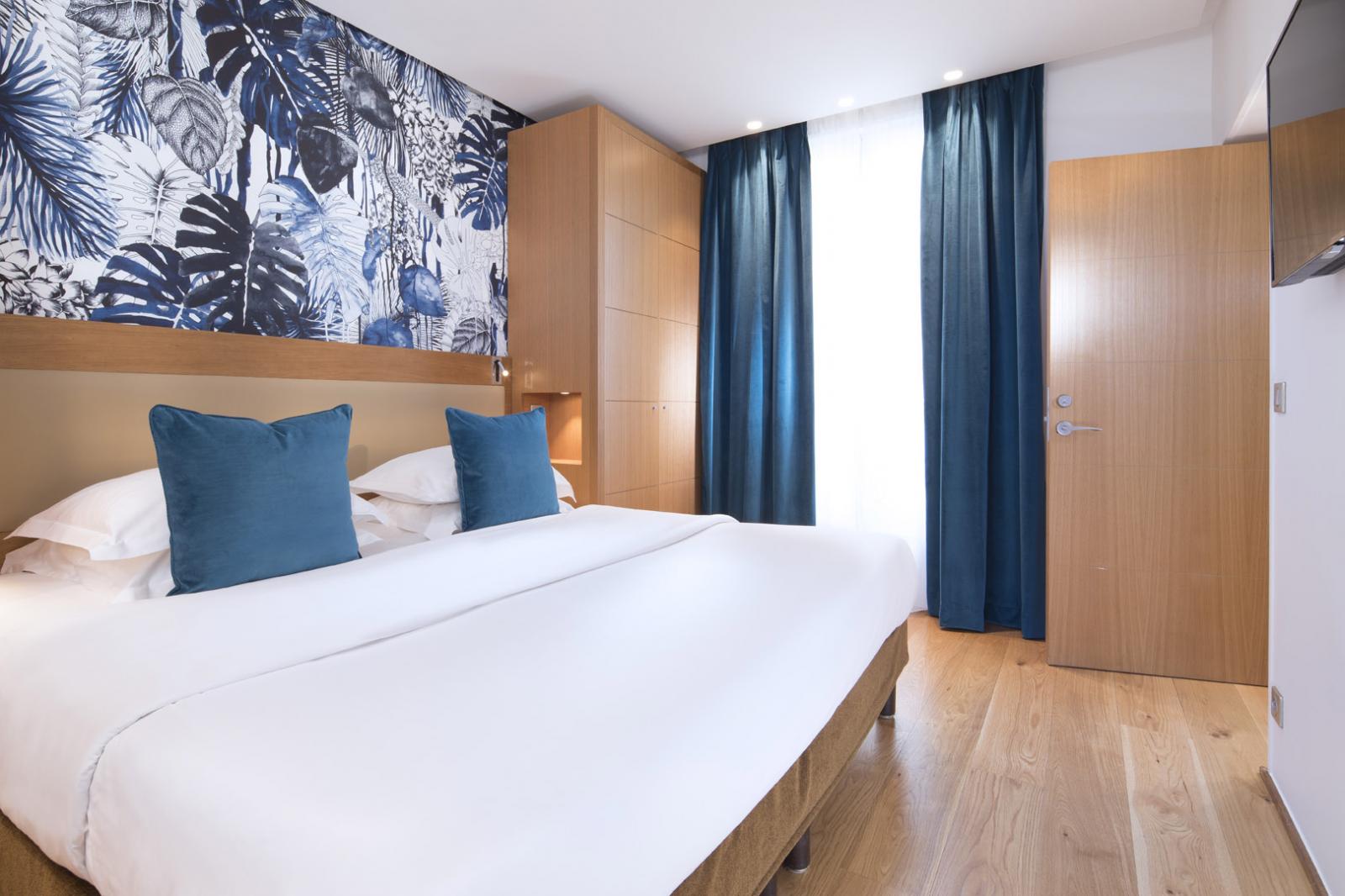Hôtel Le Six — rooms