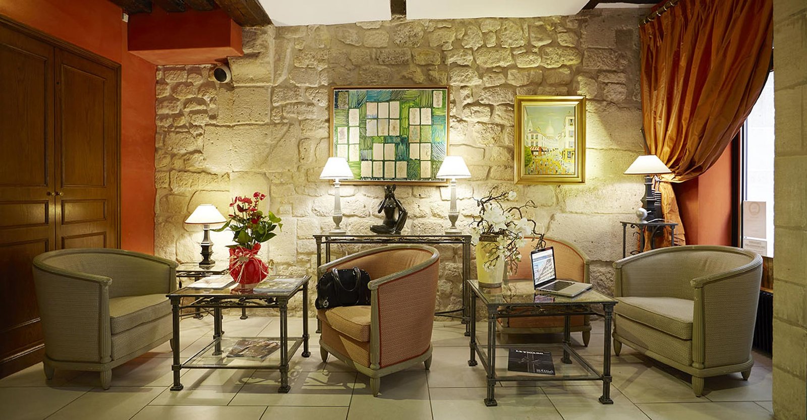 Hôtel Beaubourg — eat & drink