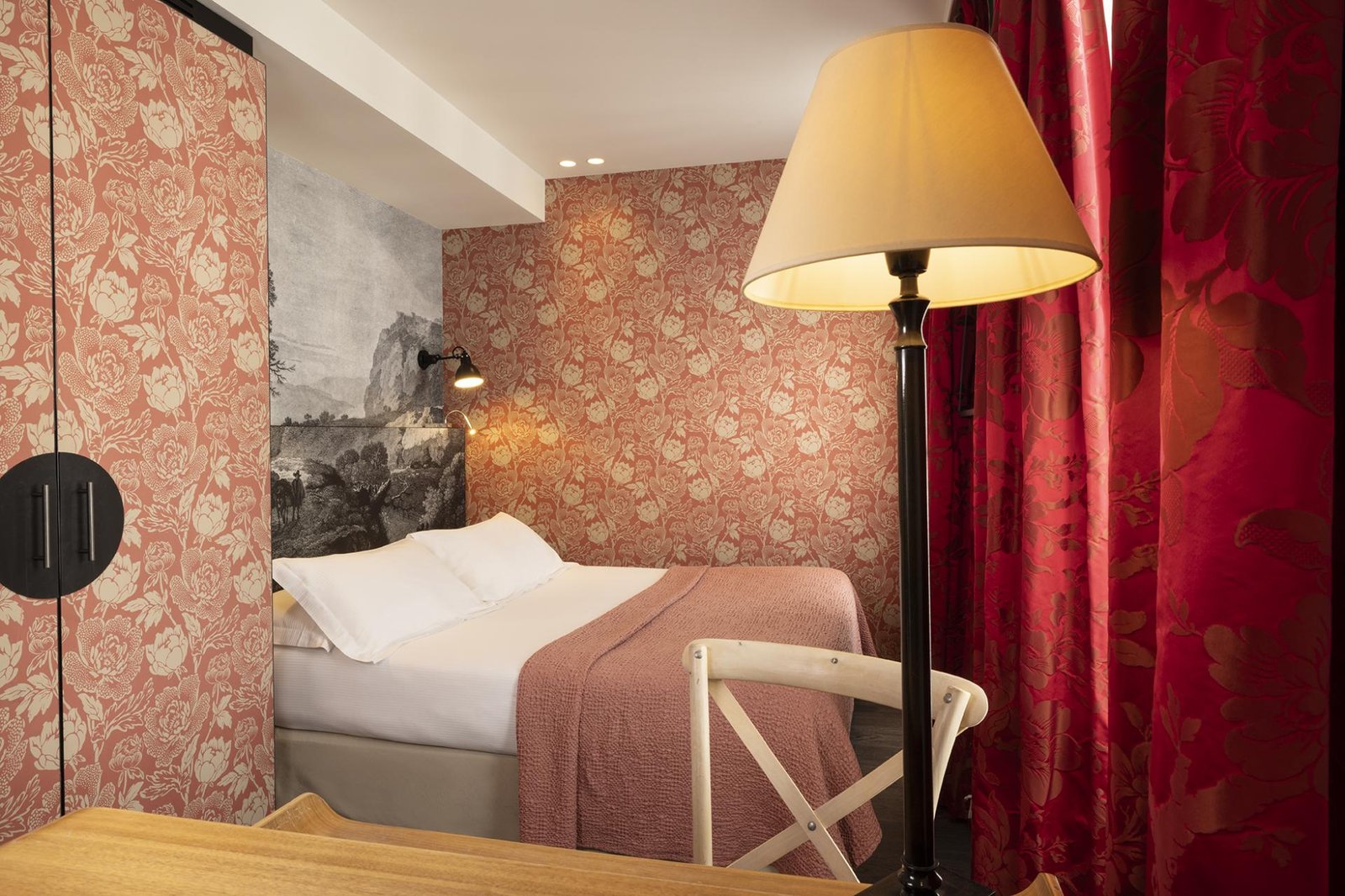 Hôtel L'Antoine — rooms