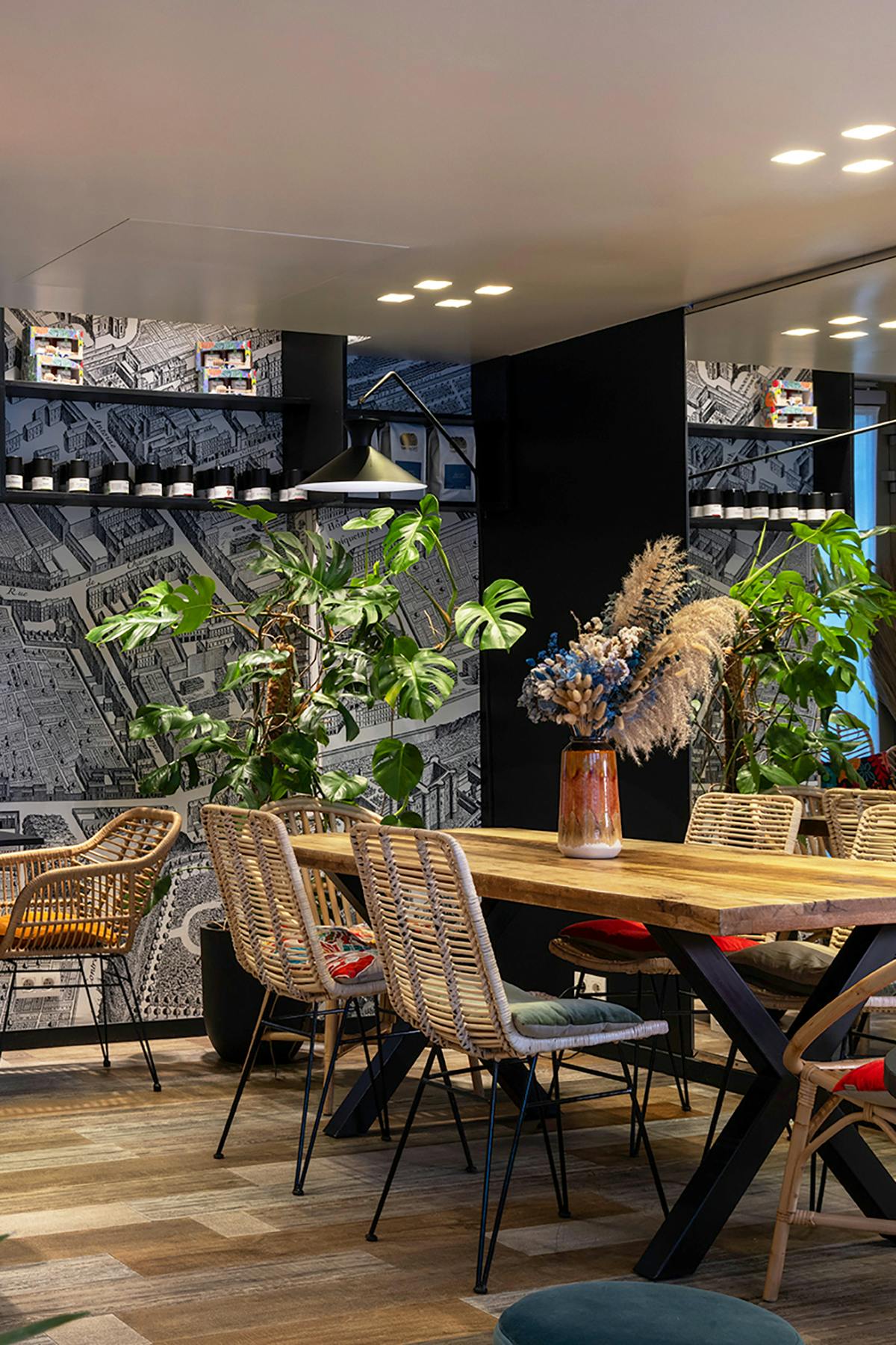 Hôtel L'Antoine — eat & drink