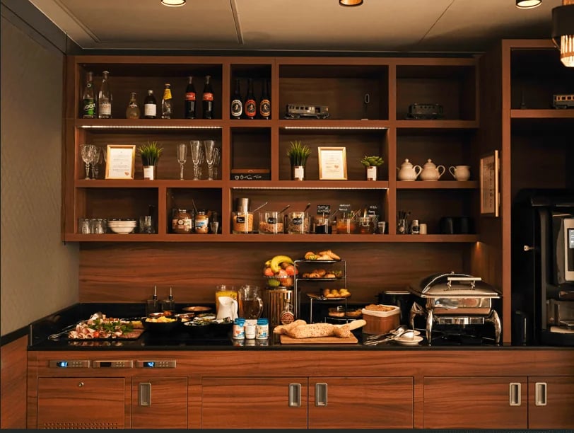 Hôtel Whistler Paris — eat & drink