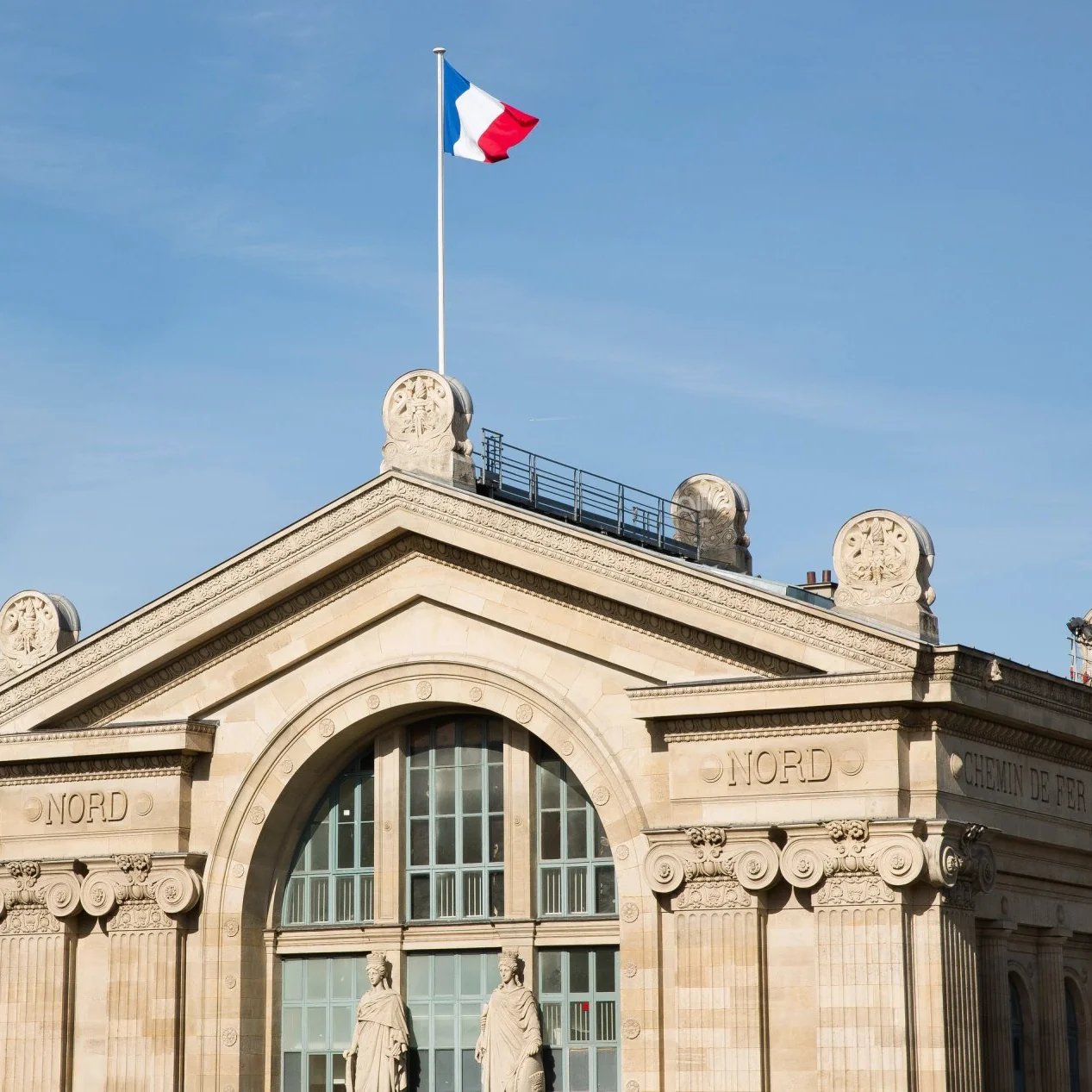 Hôtel Whistler Paris — backstory