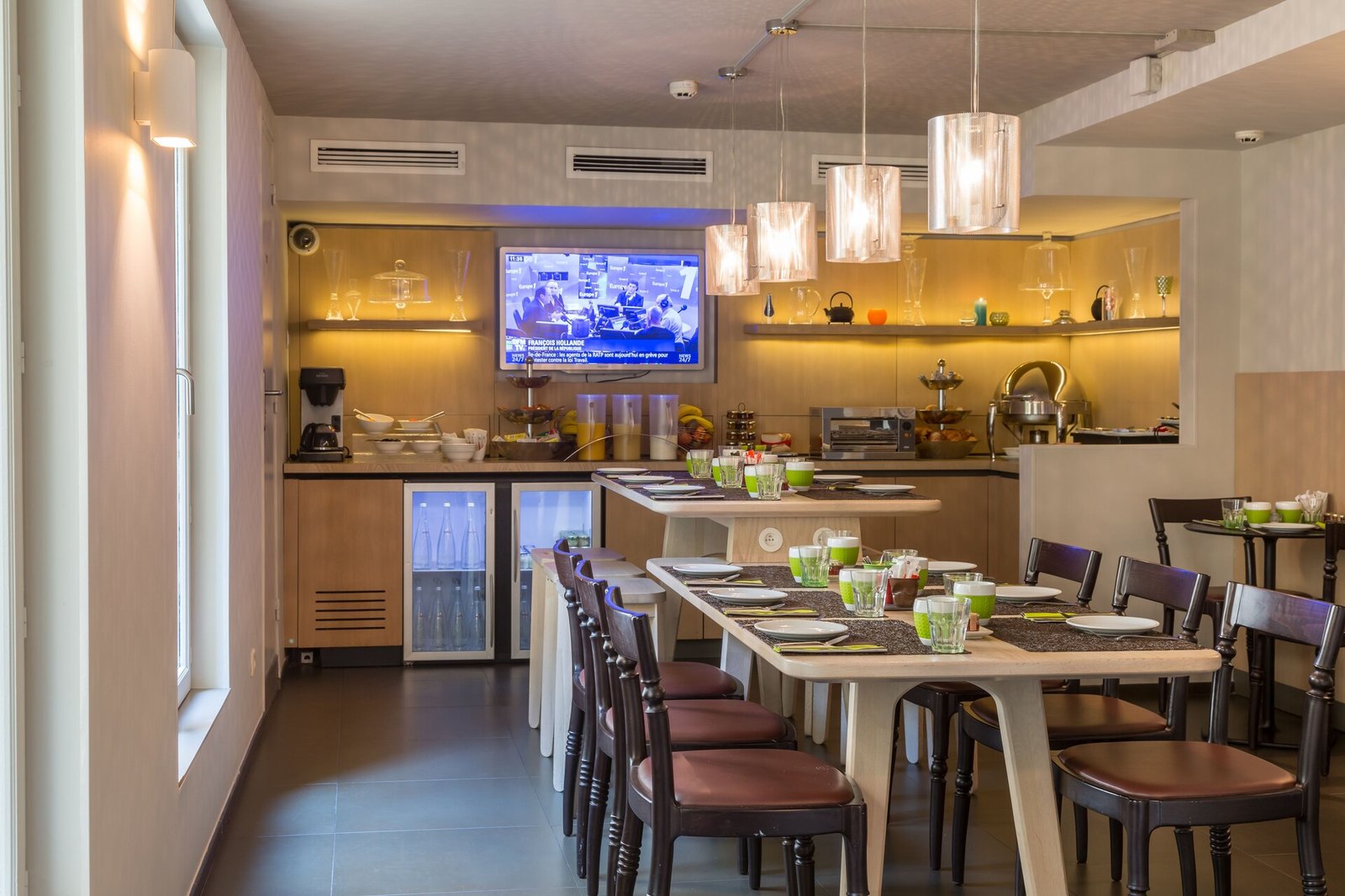 Hôtel Le Marcel Paris Gare de l'Est — eat & drink