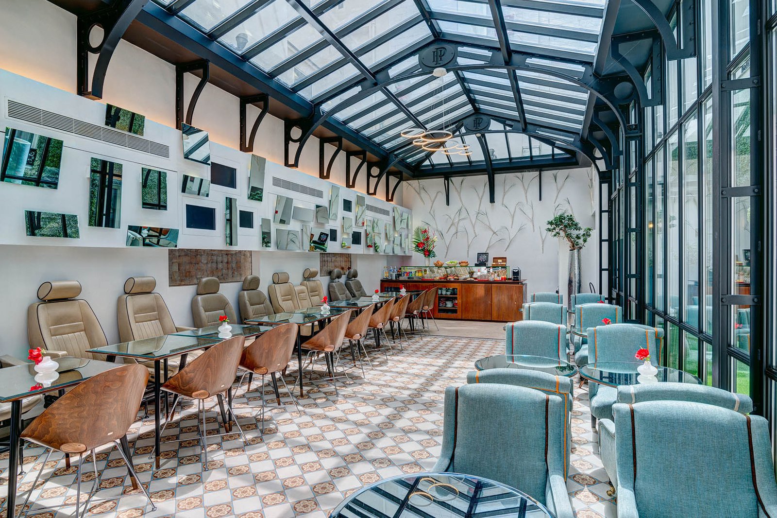 Hotel Joyce — eat & drink