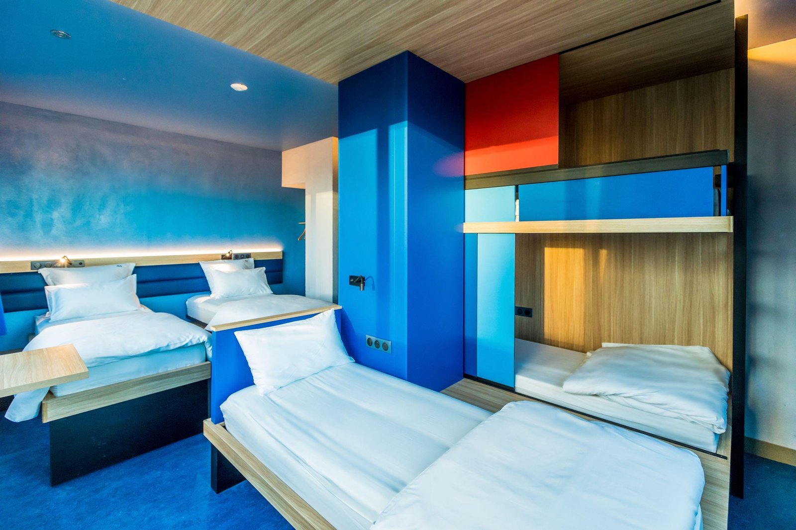 Yooma Urban Lodge Tour Eiffel — rooms