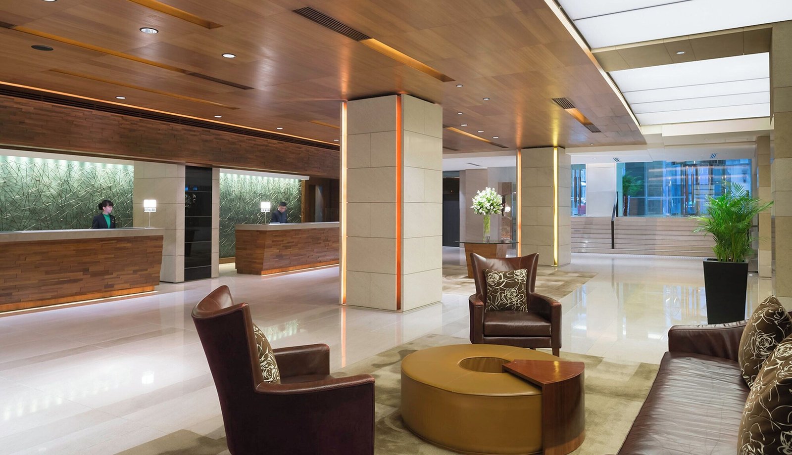 Marco Polo Hongkong Hotel — vibe