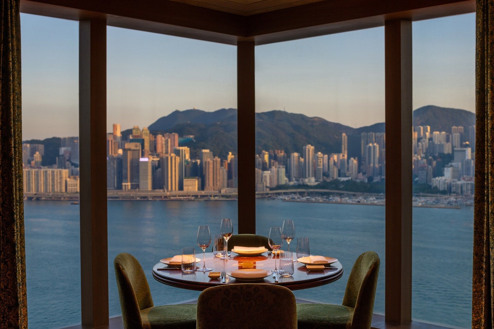 Mondrian Hong Kong — eat & drink