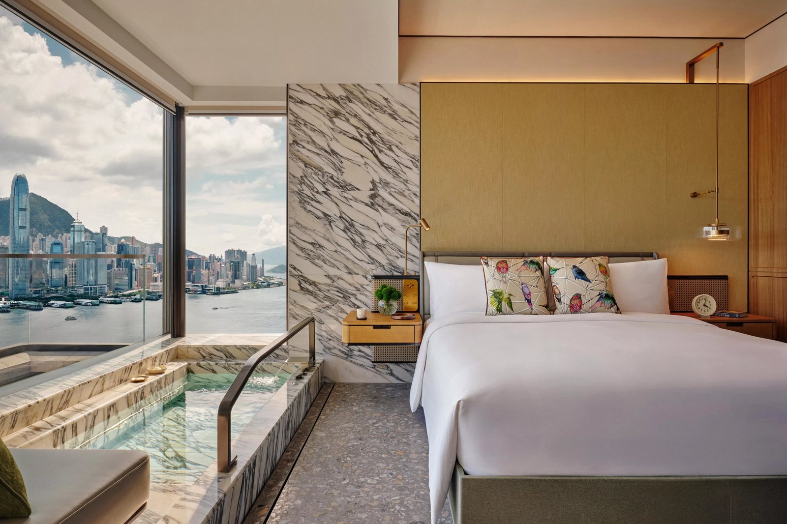 Kimpton Tsim Sha Tsui Hong Kong — rooms