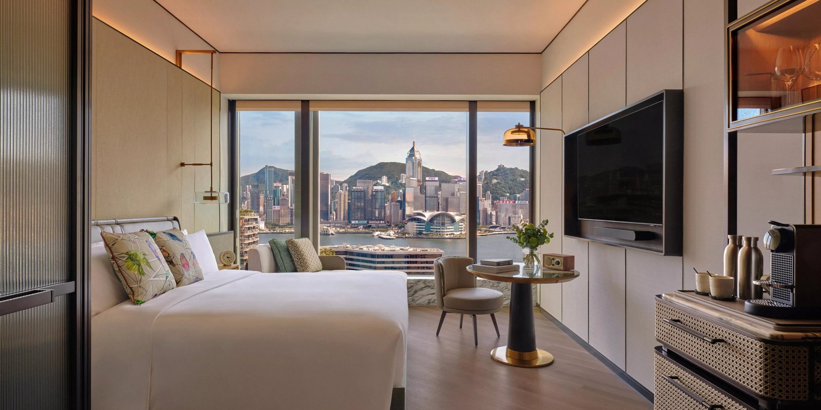 Kimpton Tsim Sha Tsui Hong Kong — rooms
