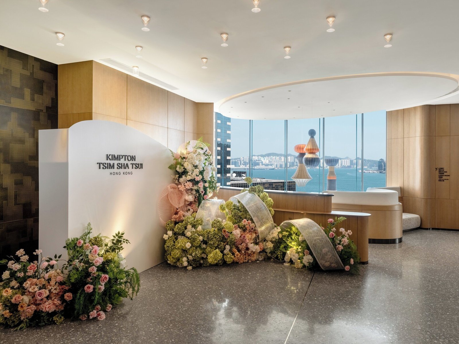 Kimpton Tsim Sha Tsui Hong Kong — vibe