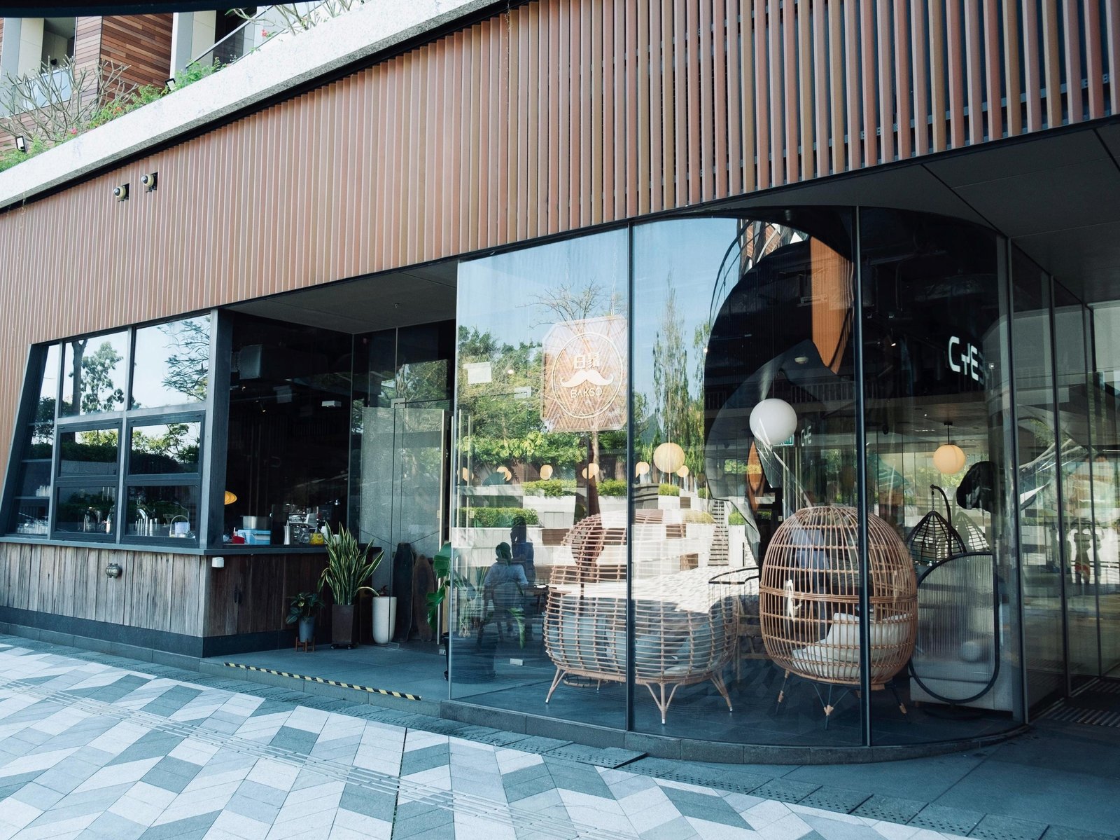 WM Hotel — eat & drink